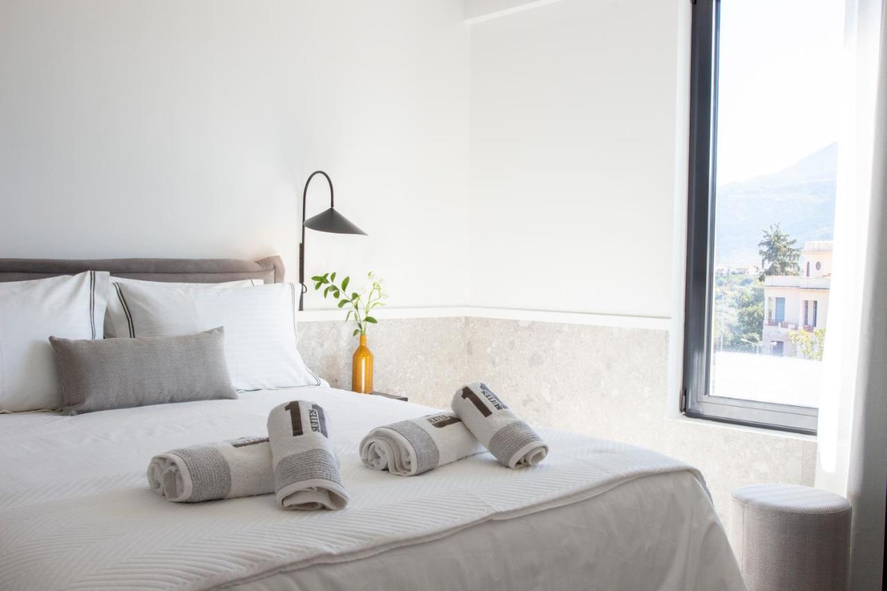 11Suites Αίγιο Εξωτερικό φωτογραφία